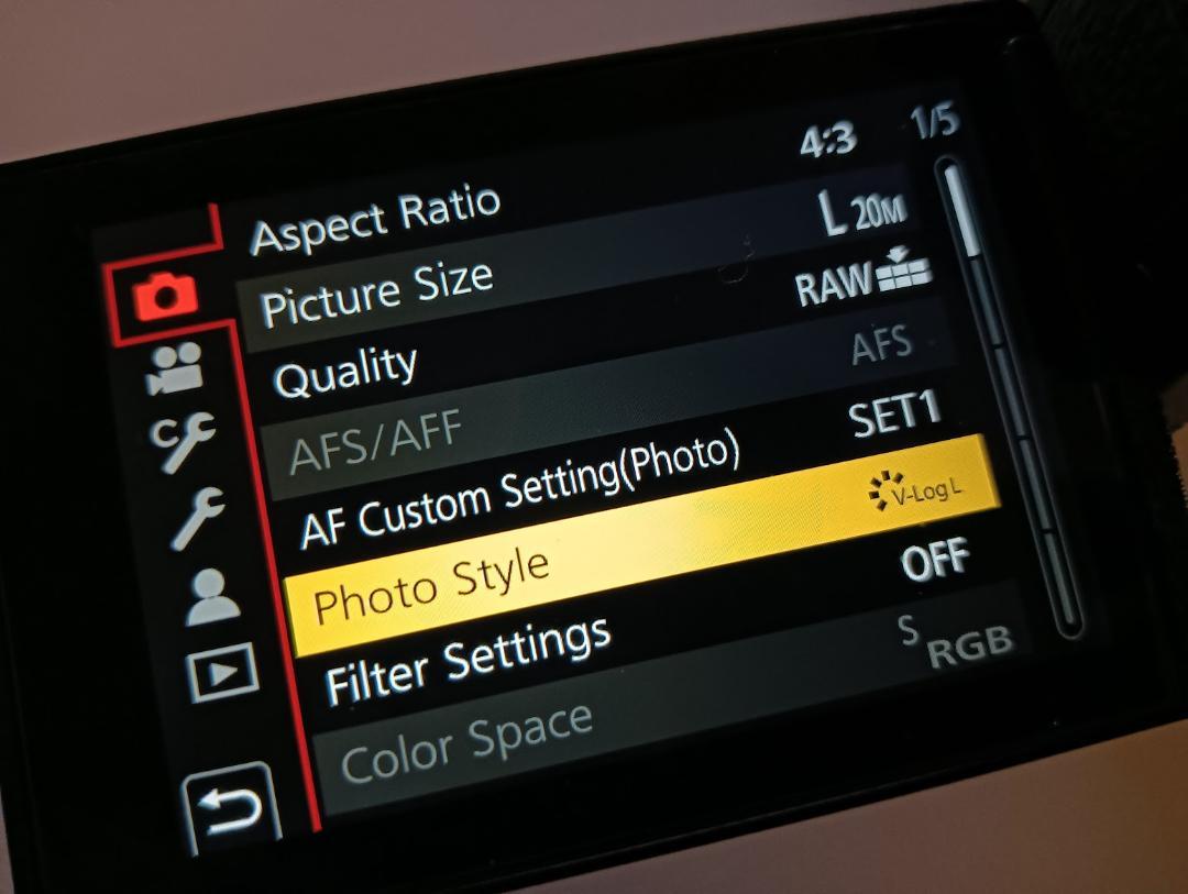 Lumix G9