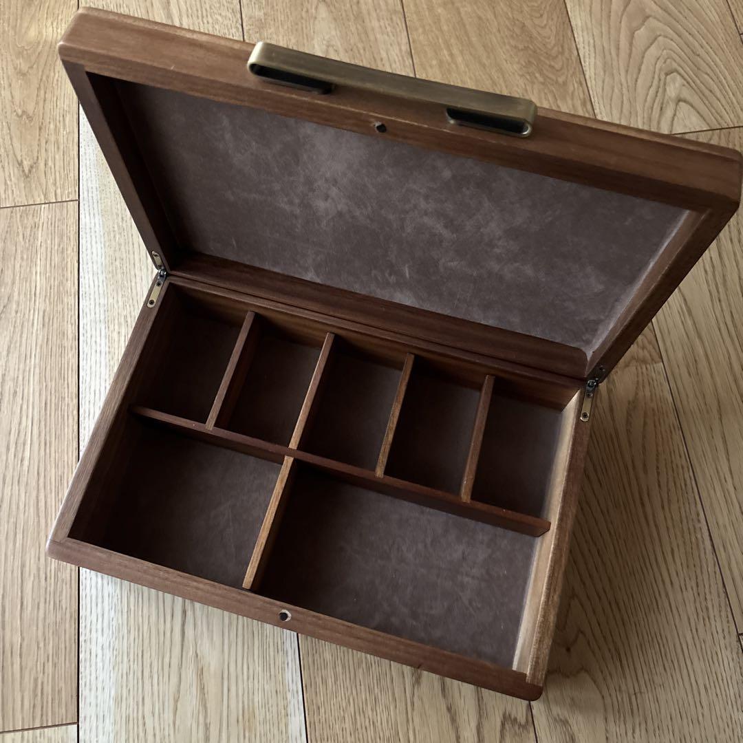 Shanik木製ジュエリーボックス 蓋つき