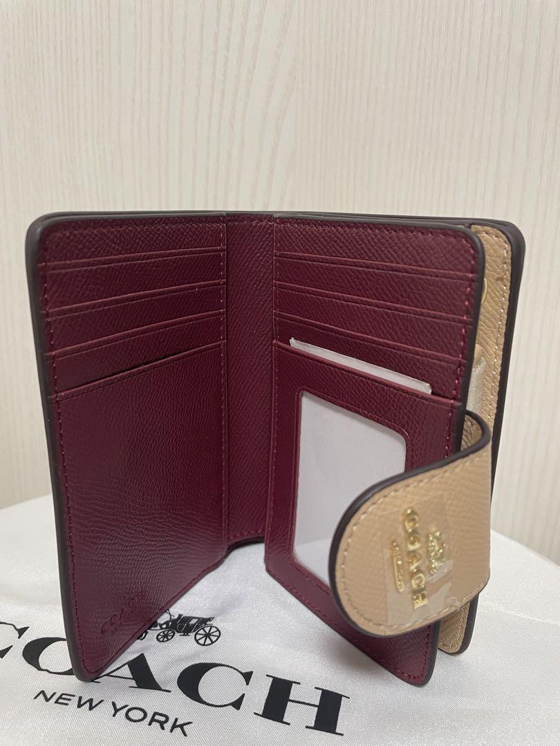 coach コーチ　レディース　財布 二つ折り財布 ボタンタイプ　新品　ベージュ