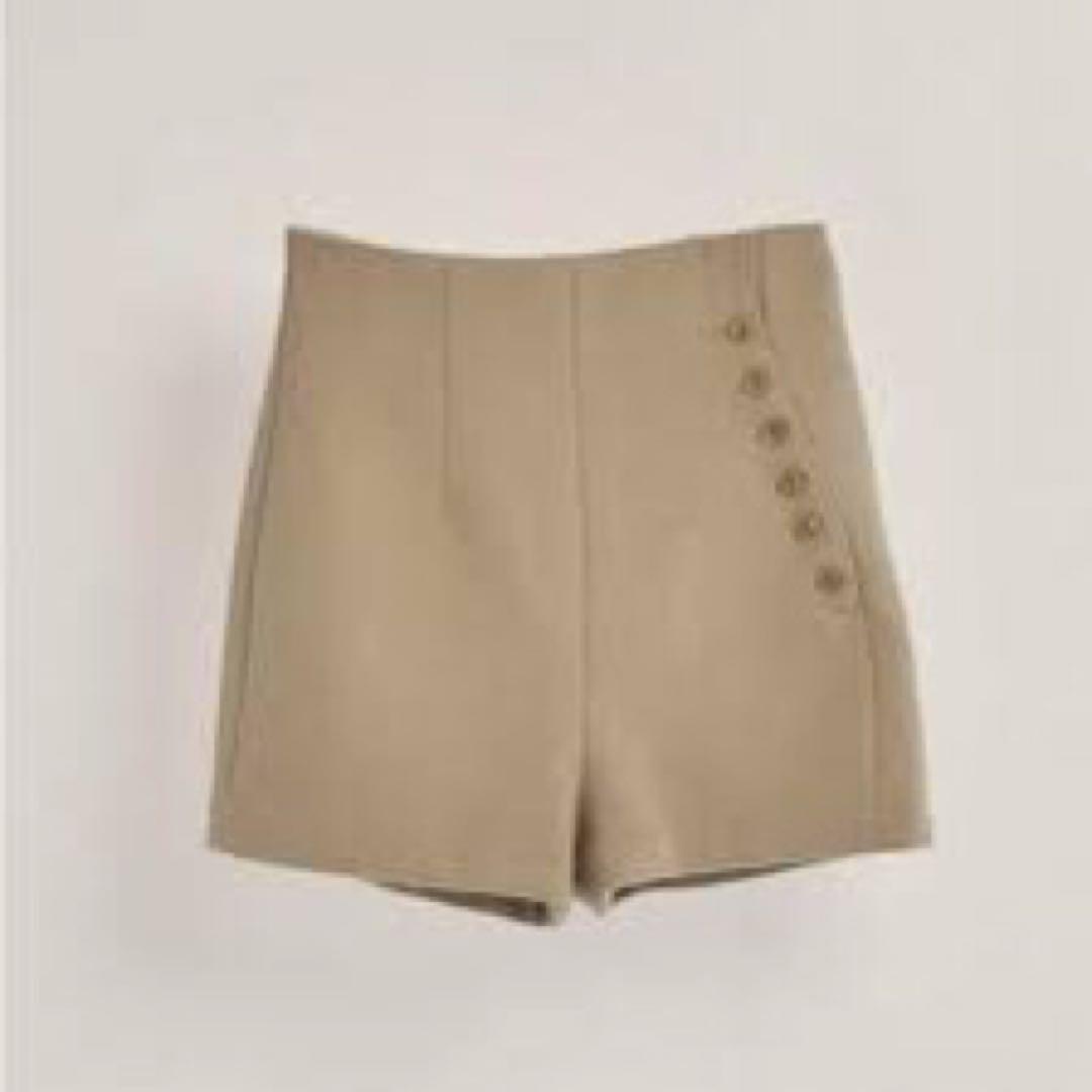 パンツ Eaphi slanting button short pants