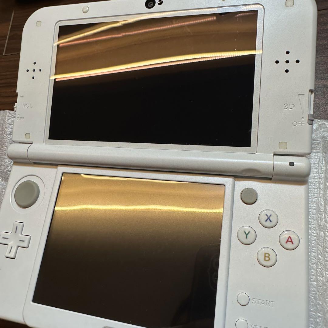 極美品 Newニンテンドー3DSLL 本体 パールホワイト 0175