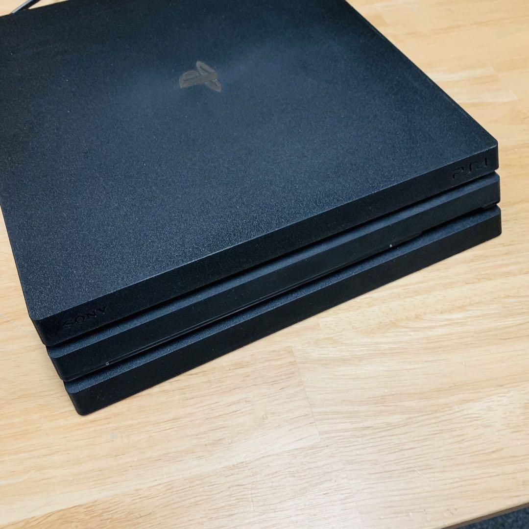 SONY Playstation4 Pro 本体CUH-7200B SONY Playstation4 Pro 本体CUH-7200B