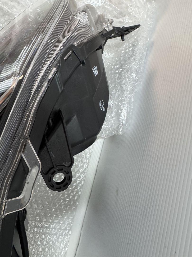 展示車取り外しほぼ新品　レガシィ BRG BRM BRF ヘッドライト左右セット