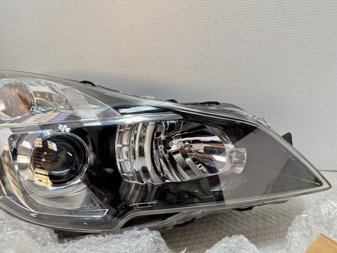 展示車取り外しほぼ新品　レガシィ BRG BRM BRF ヘッドライト左右セット