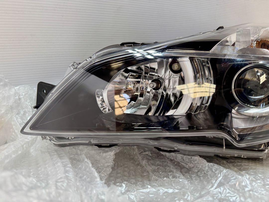展示車取り外しほぼ新品　レガシィ BRG BRM BRF ヘッドライト左右セット