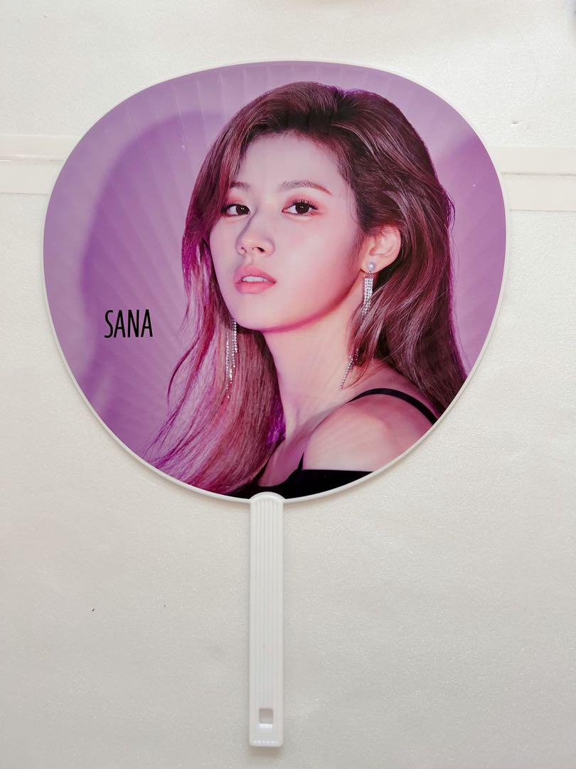 TWICEサナSANA新品美品8点セット！ペンライトキャンディボンうちわケース TWICEサナSANA新品美品8点セット！ペンライトキャンディボン