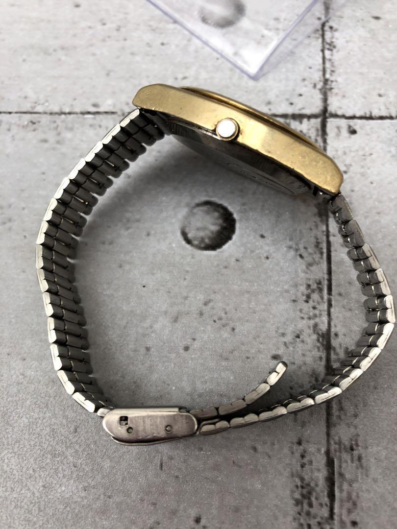 SEIKO　GRAND　QUARTZ　ゴールド　時計　稼働品(L130)