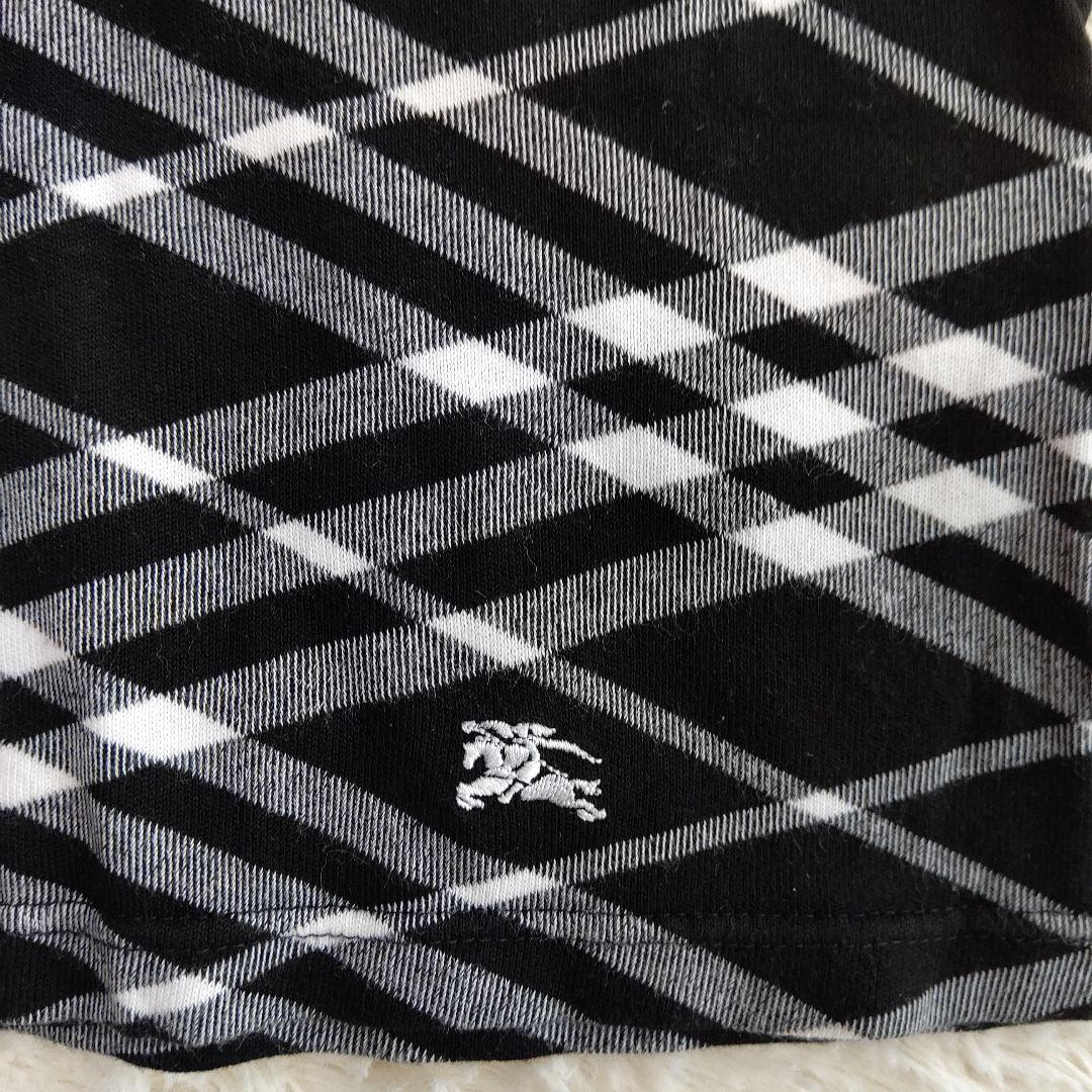 試着のみ　BURBERRY 半袖Tシャツ ブラック チェック柄 美品 BURBERRY ブラック 半袖Tシャツ チェック柄襟 - メルカリ