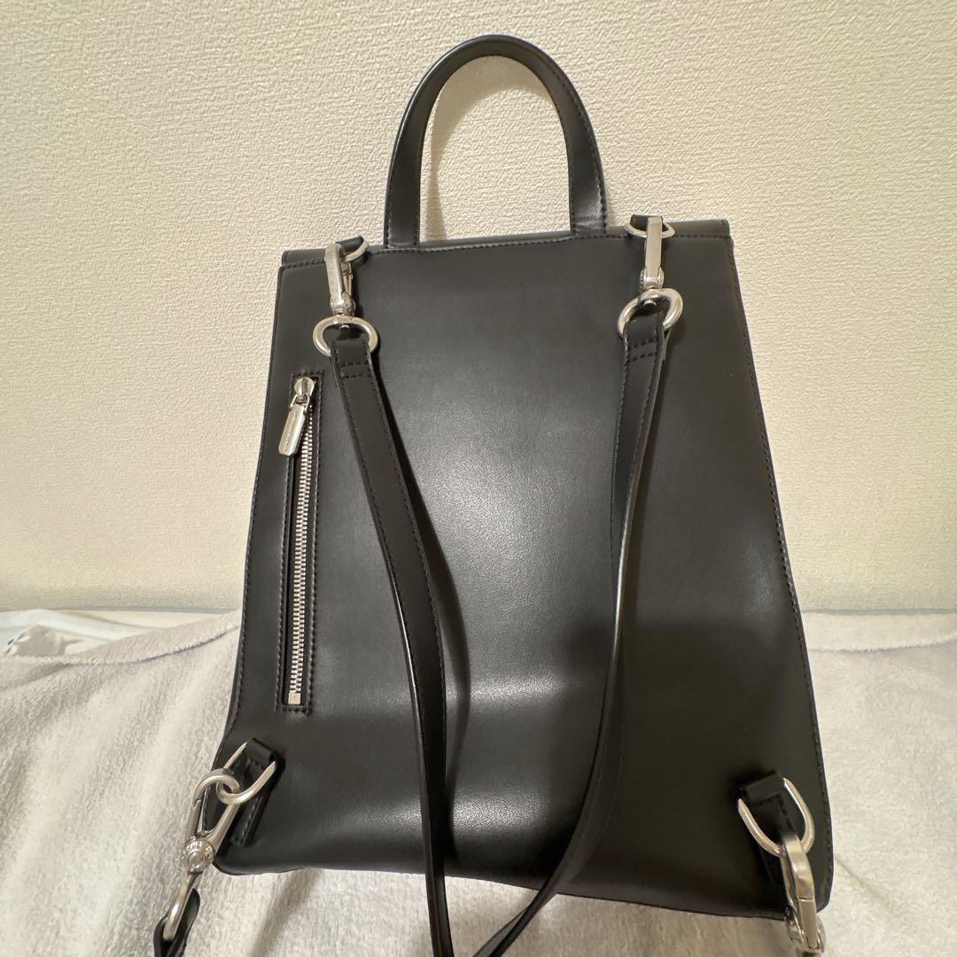チャールズアンドキース  2WAY  トートバッグ  リュック  黒 チャールズアンドキース 2WAY トートバッグ リュック 黒