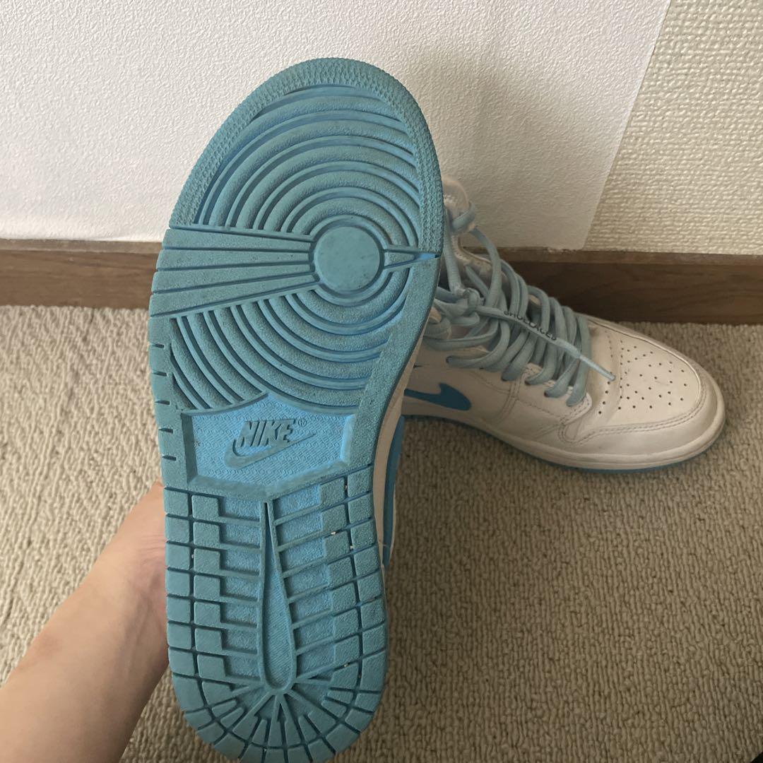 エアジョーダン1 MID 白 水色 UNC 24cm 靴 エアジョーダン1 MID 白 水色 UNC 24cm 靴