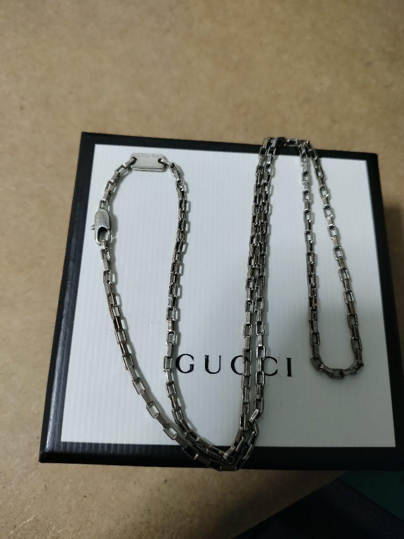 GUCCI シルバーチェーンネックレス イタリア製 高級感あり
