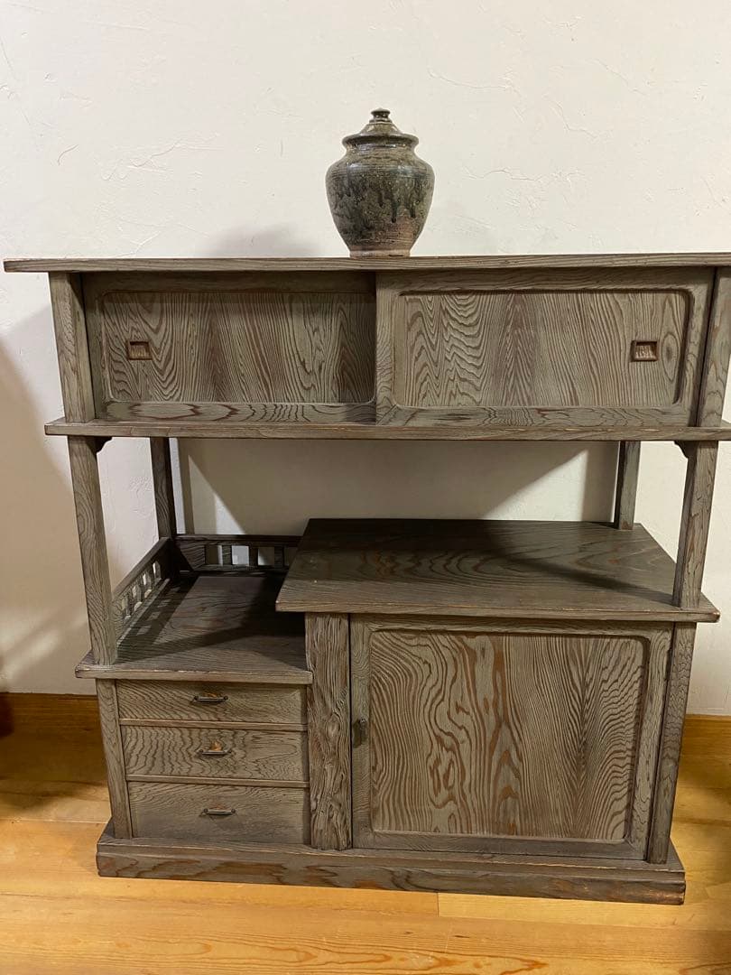 桑材の無垢材　茶箪笥