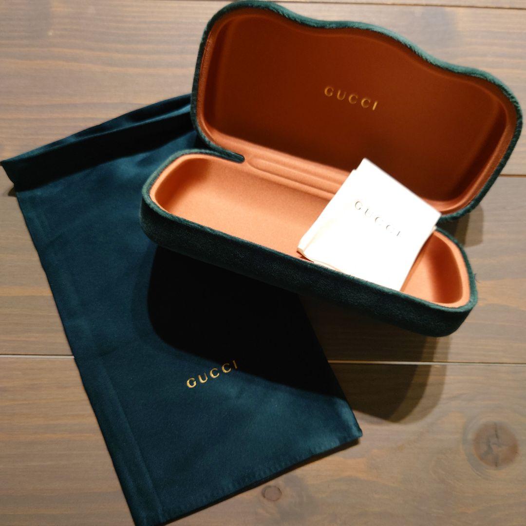 【【新品•未使用】GUCCIメガネケースポーチクロス付き
