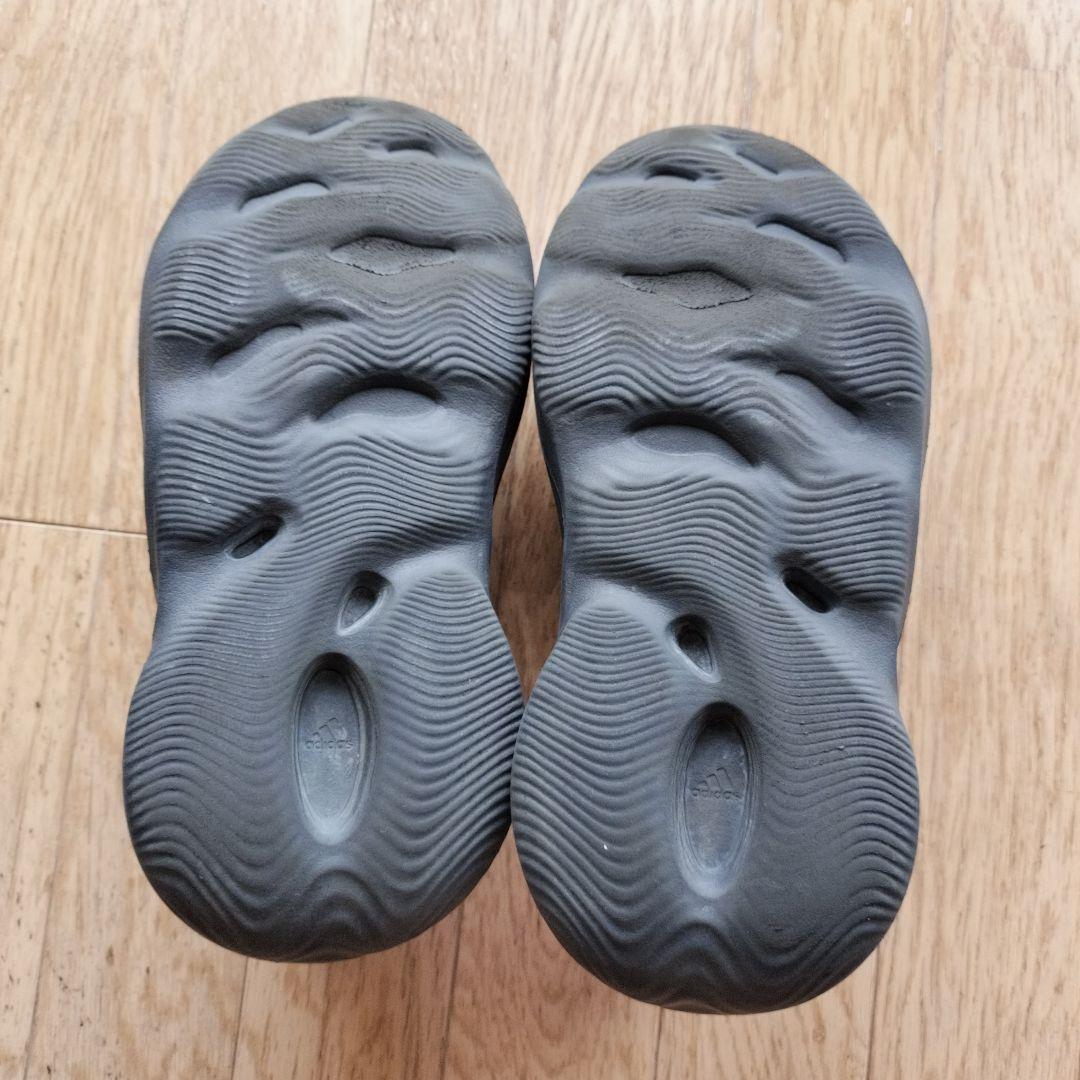 Yeezy foam runner 26.5 イージーフォームランナー　onyx