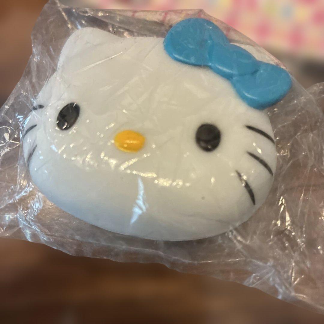 22 激レア！当時物ハローキティコインホルダー - メルカリ