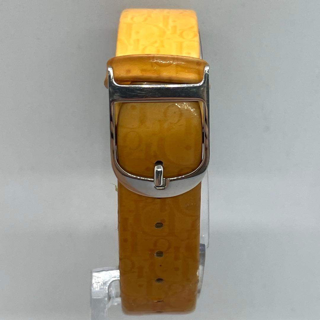 クリスチャンディオール トロッターベルト Dバックル シェル文字盤 腕時計 黄 クリスチャンディオール トロッターベルト Dバックル シェル文字盤 腕時計 黄