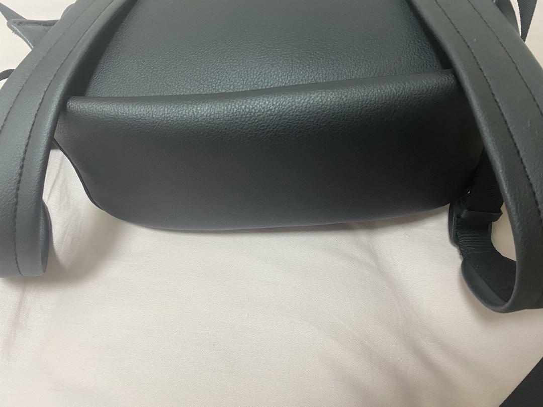 ノースフェイス　レザーリュック　ミニミニ