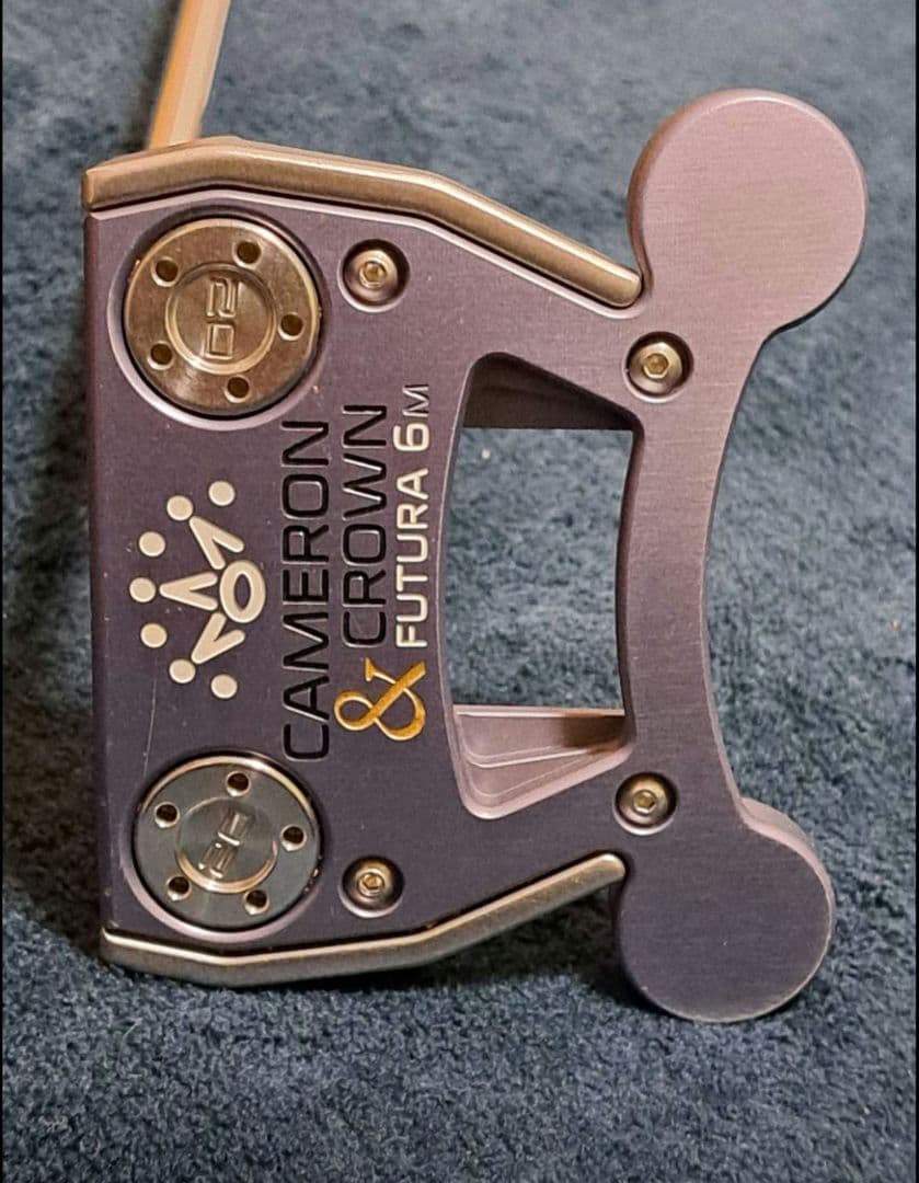 Cameron Crown Futura 6i パターTitleist