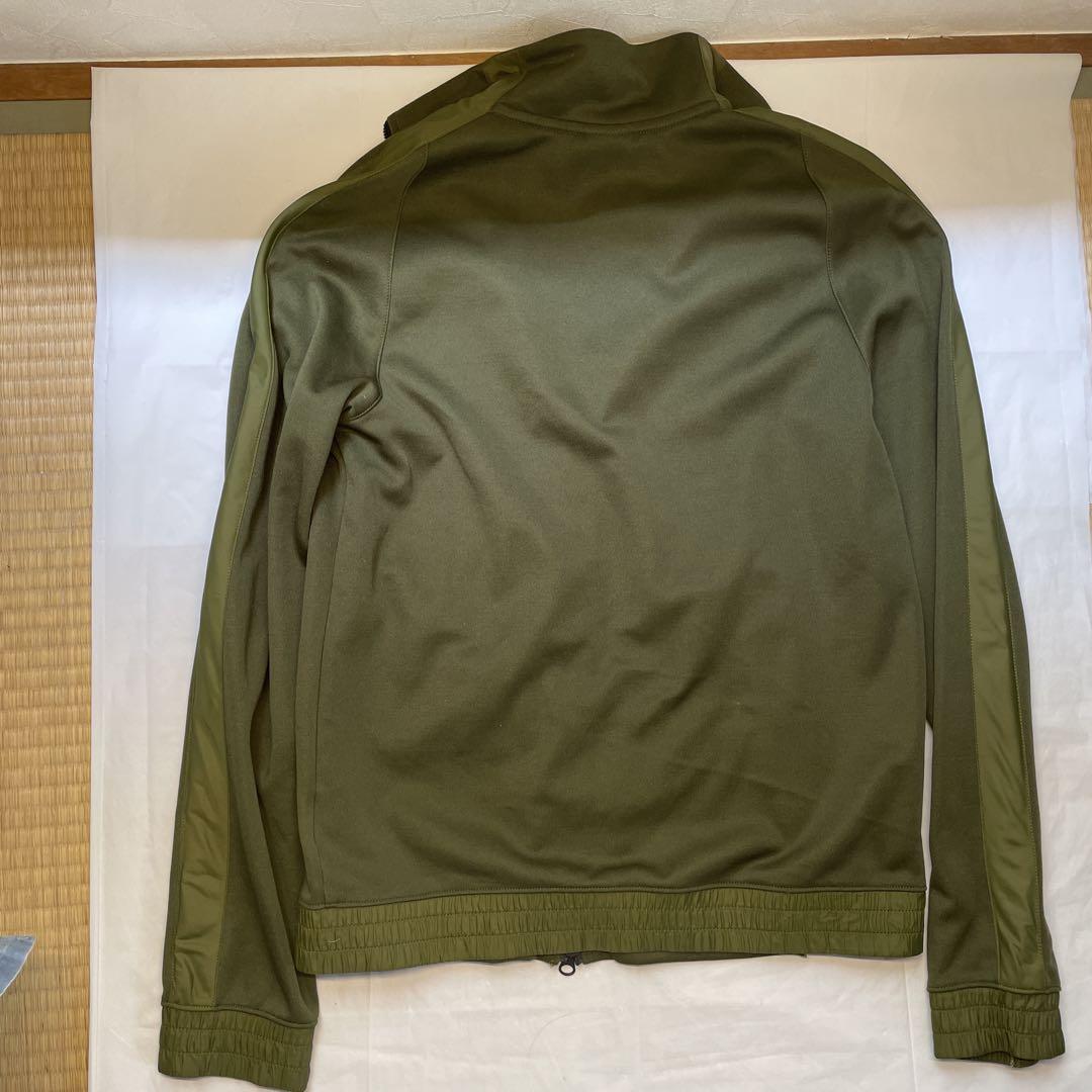 美品 NIKE FOOTBALL CLUB デザイン　パーカー