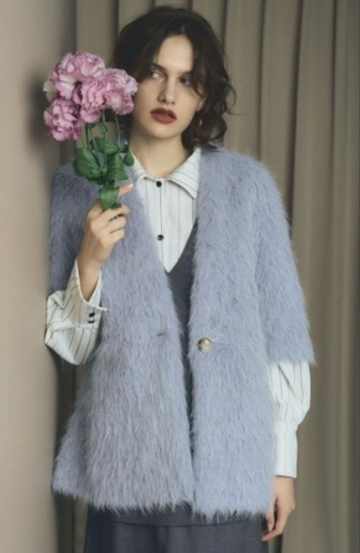 Muel Chic ミュエル シック シャギーショートコート ライトブルー