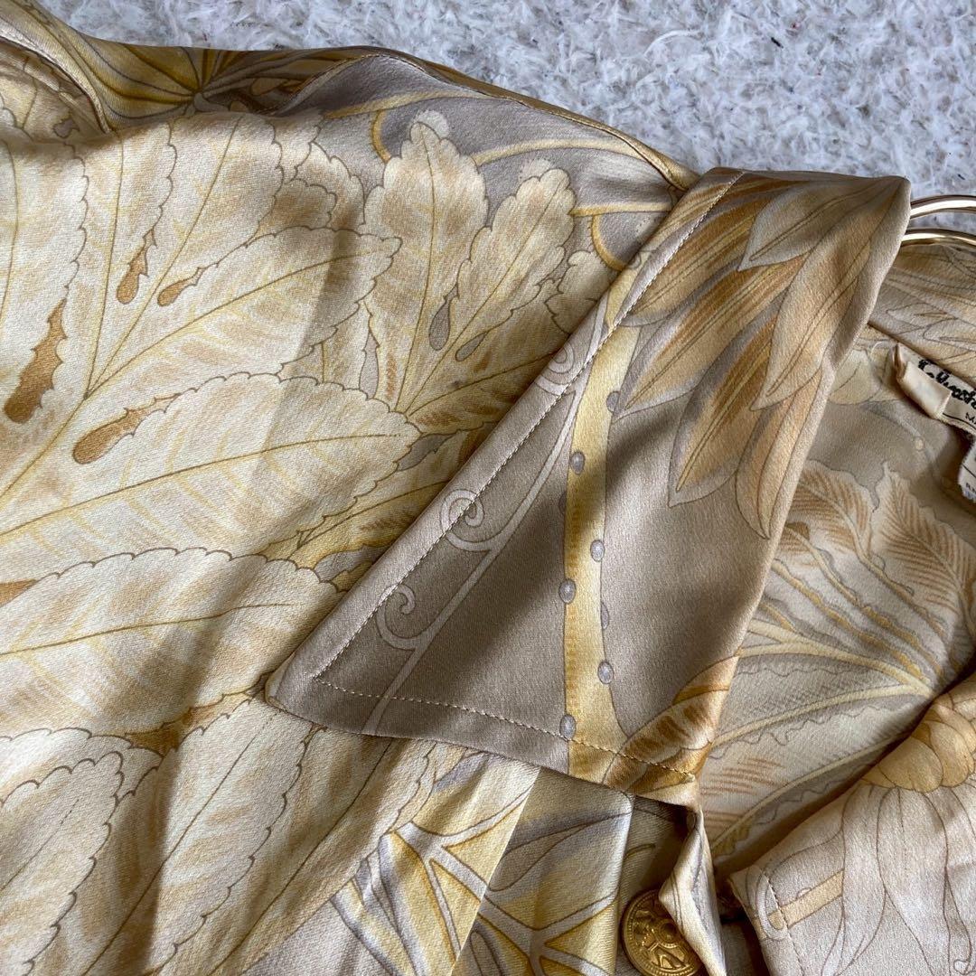 Salvatore Ferragamo シルクブラウス ゴールドベージュ L Salvatore Ferragamo シルクブラウス ゴールドベージュ L - メルカリ