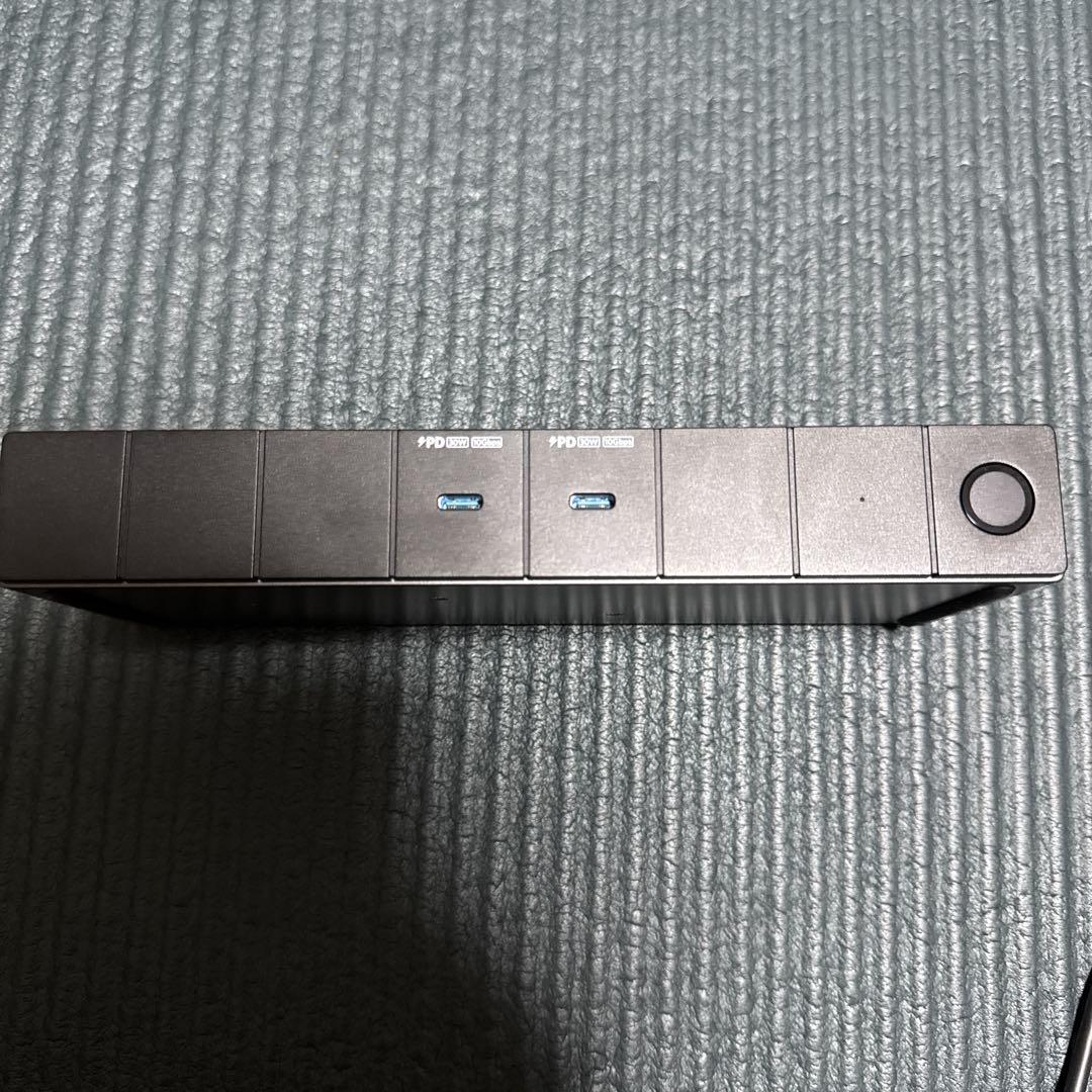 Anker 778 Thunderbolt 4 ドッキングステーション