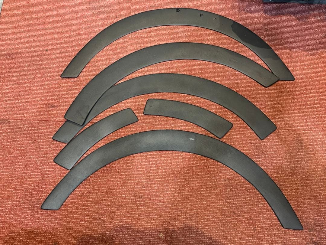 ハイエース 200系 オーバーフェンダー リーガルフェンダー ダウンルック