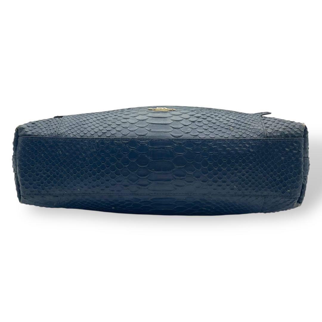 良品　希少モデル　コーチ　A4収納　2way ショルダーバッグ　パイソン　青 良品 希少モデル コーチ A4収納 2way ショルダーバッグ パイソン