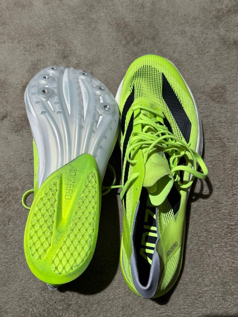 adizero スパイクシューズ