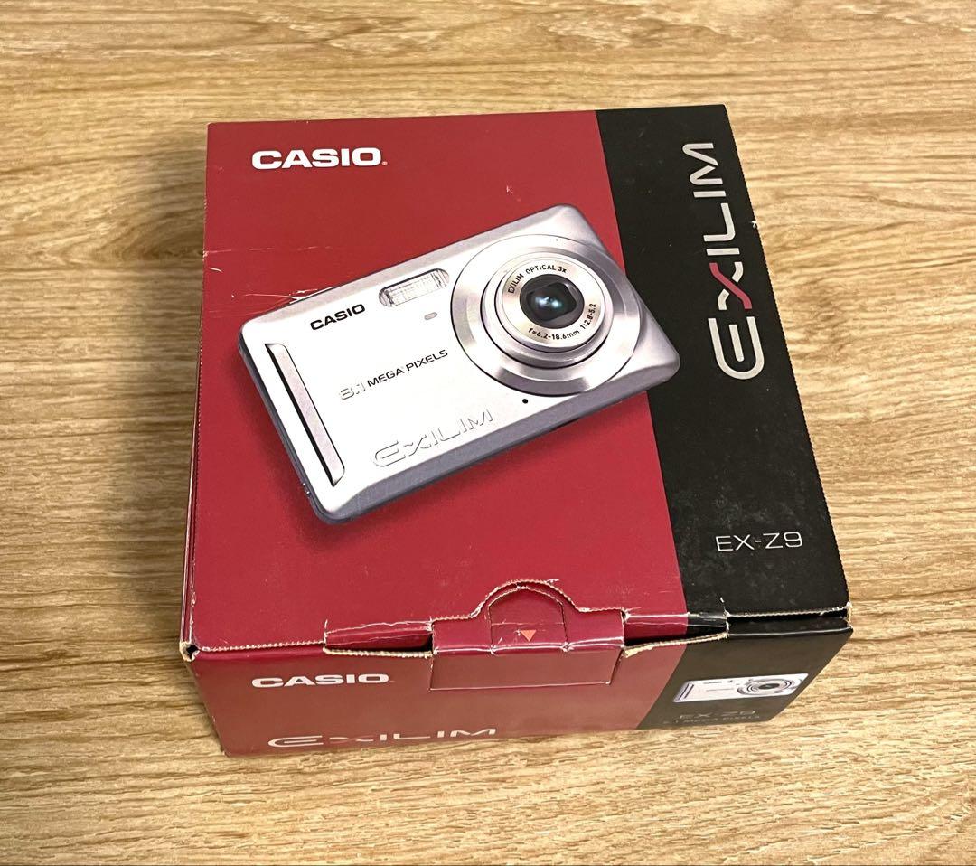 CASIO EXILIM EXZ9 8 1メガピクセル - つつましく