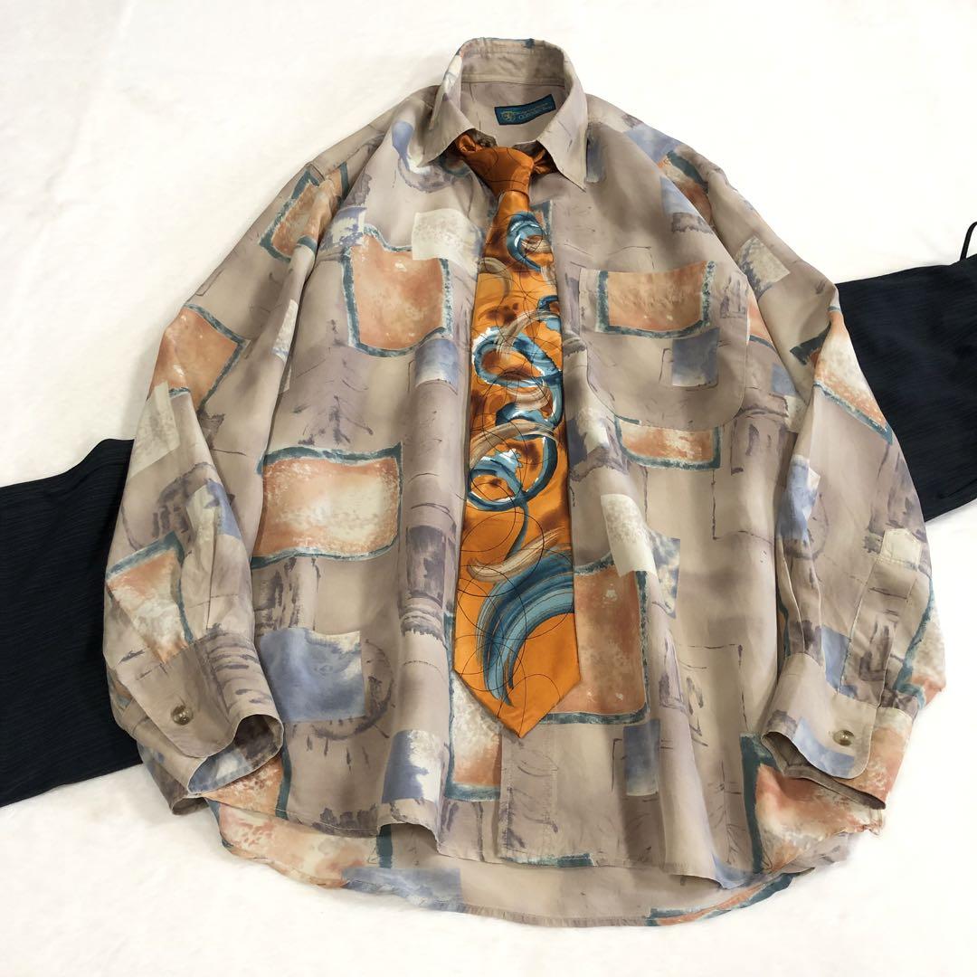 1288 シルクシャツ　アート柄　絹シャツ　シルクネクタイ付き　M