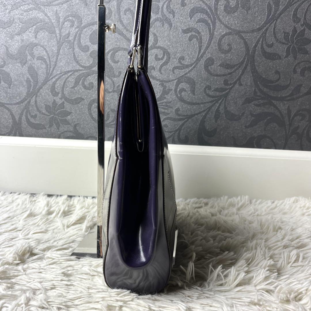 バッグ prada purple patent leather handbag y2k