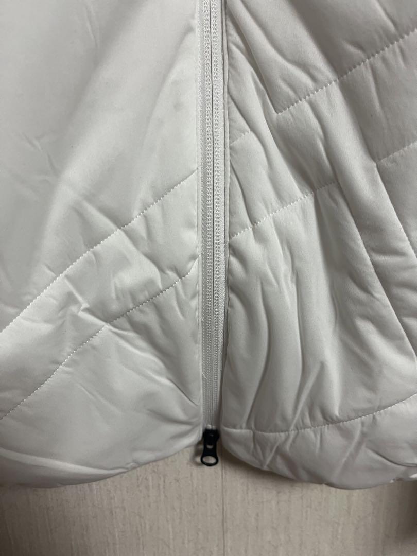 adidas 中綿ジャケット L ホワイト　ゴルフ 新品 L アディダス ゴルフ adidas 中綿ジャケット ダウン風