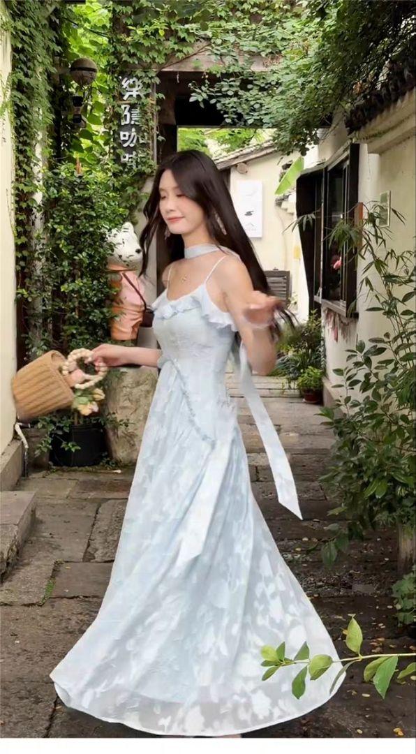 大人気❤️夏の爽やかフリフリロングワンピース✨女子会デートに最適
