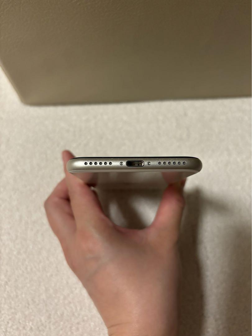 バッテリー100% 23年10月購入】iPhoneSE 第3世代 128GB
