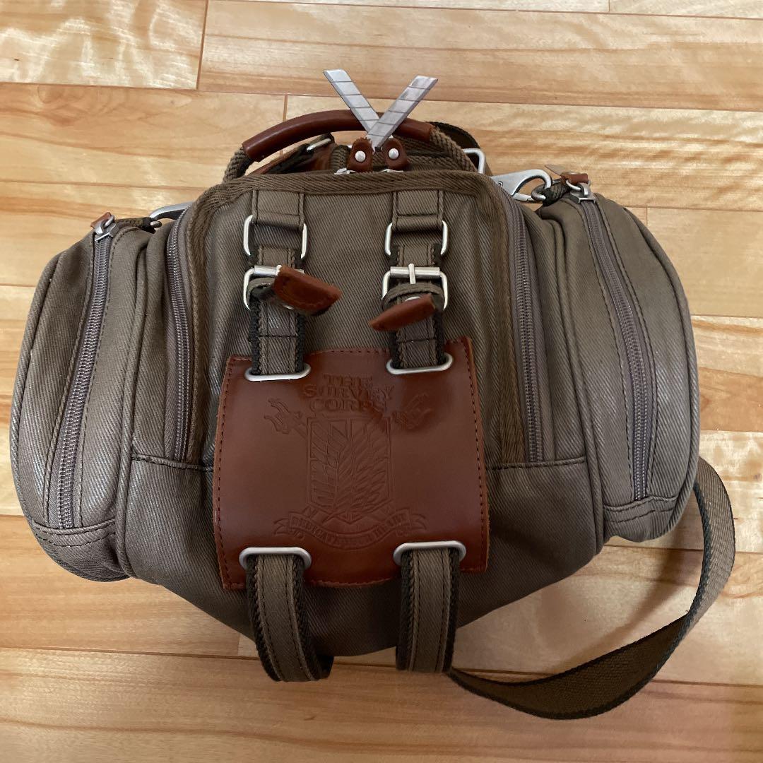 Device 立体機動ポーチ 進撃のグッズ兵団 4way Bag 進撃の巨人 メルカリ