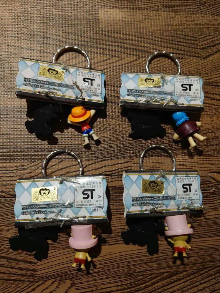ワンピースキーホルダー6個 ワンピース フィギュアキーホルダーvol.6 2つセット - メルカリ