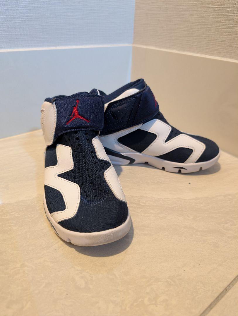 【新品未使用】ジョーダン6 レトロ リトル フレックス/16cm JORDAN BRAND JORDAN 6 RETRO LITTLE FLEX PS WHITE/BLACK-PURE