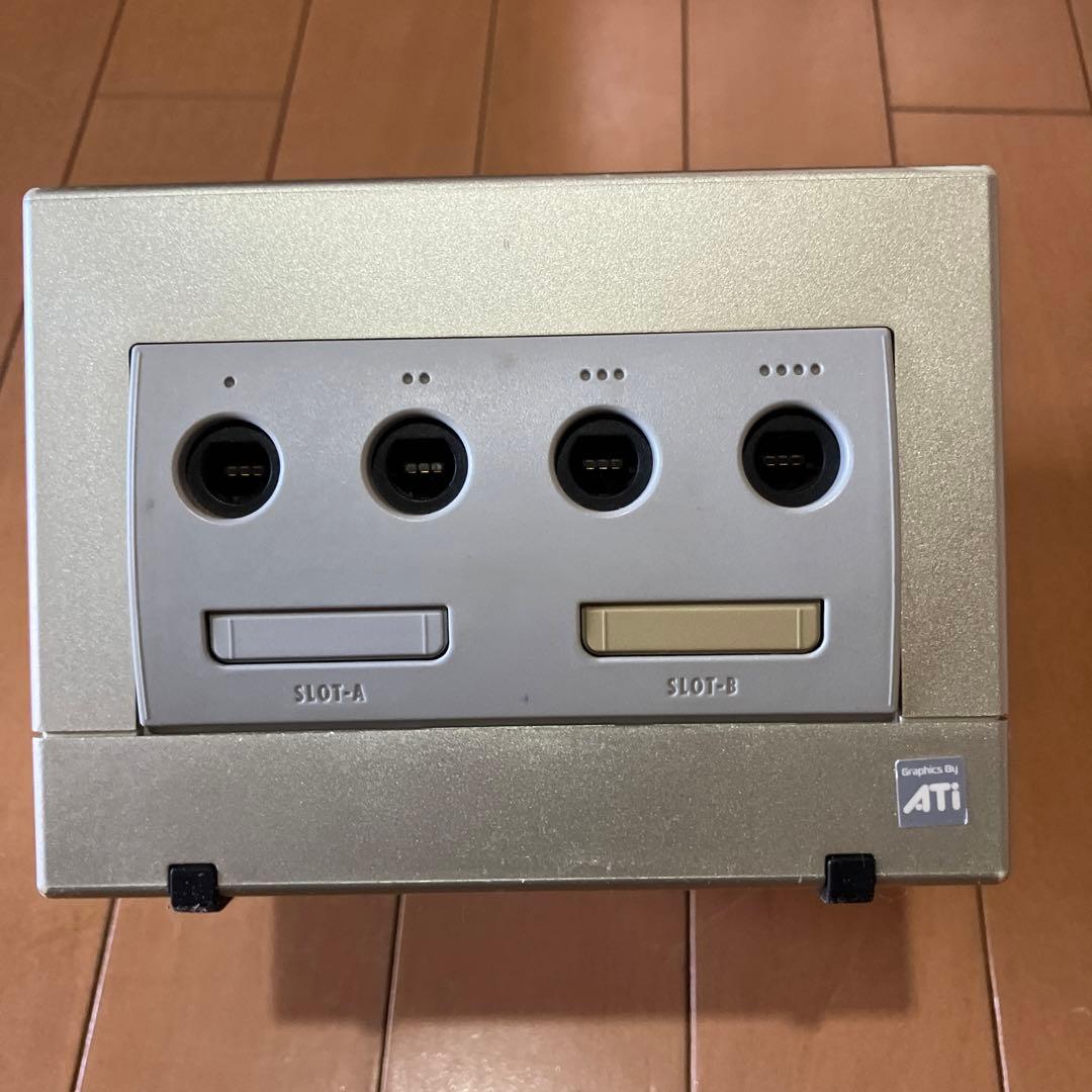 Nintendo ゲームキューブ　限定カラー　ゴールド　本体