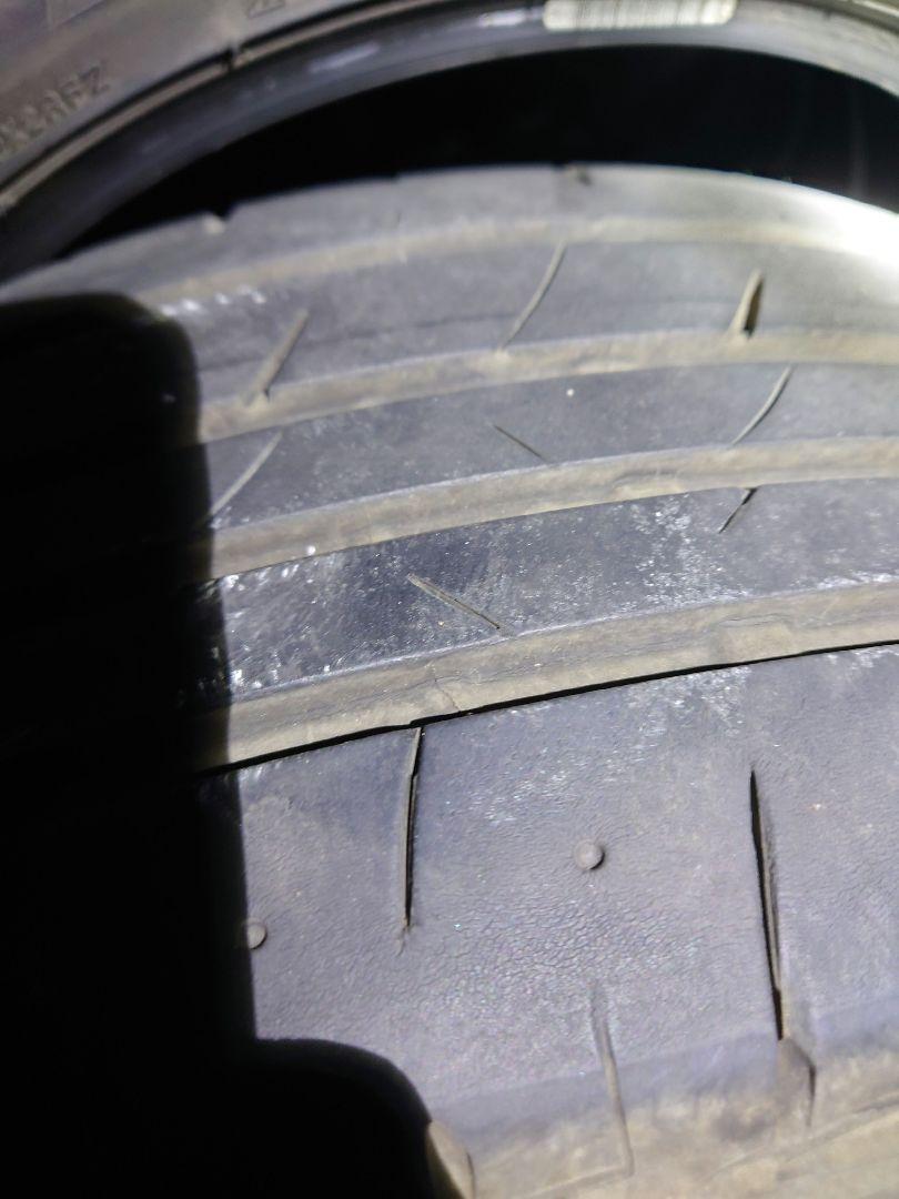 ブリヂストン Playz PX-RVII 205/50R17 93V　4本　①
