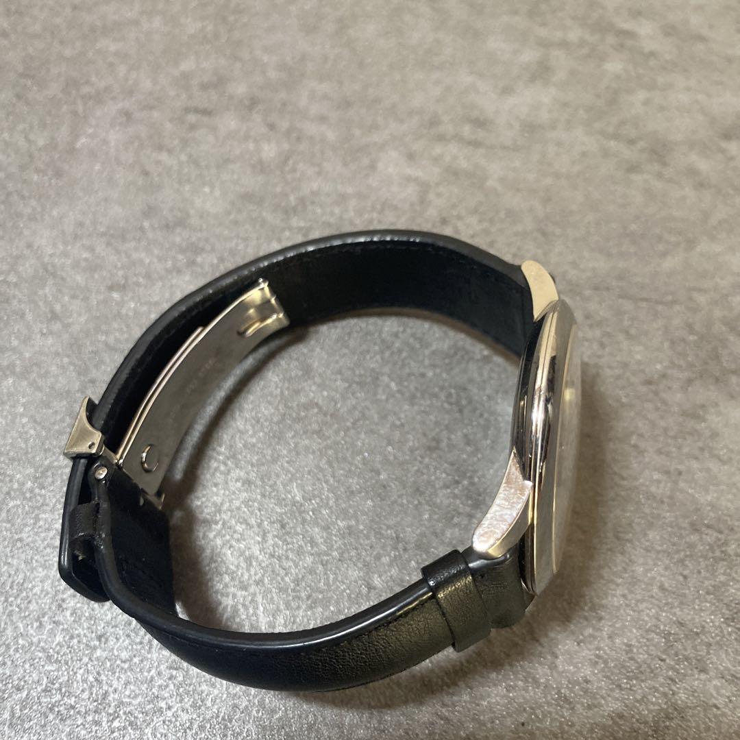 ✨希少✨GUCCI ブラックレザーバンド 時計5600M デイト