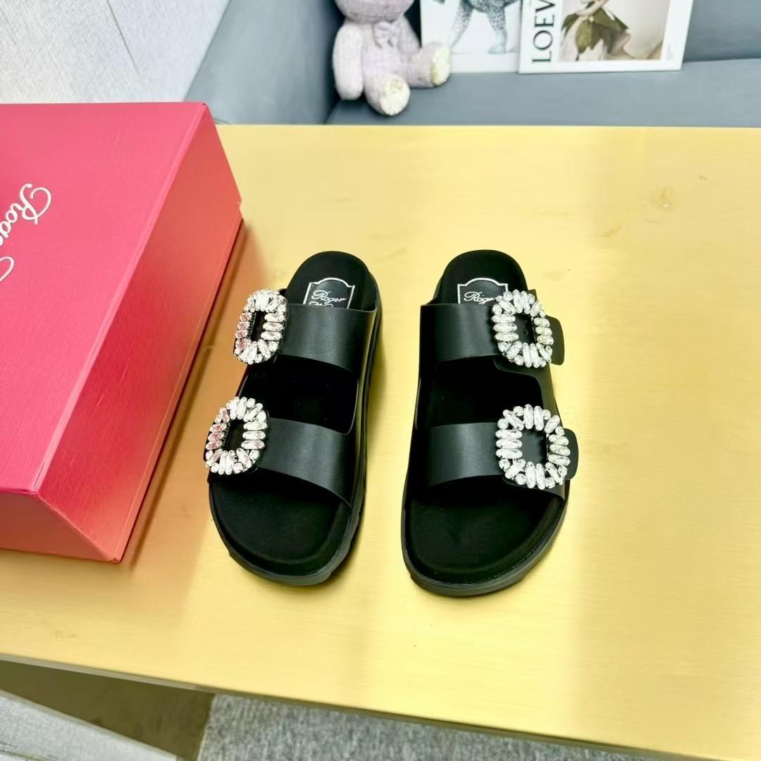 美品Roger Vivier ビジュー付き フラットサンダル ブラック