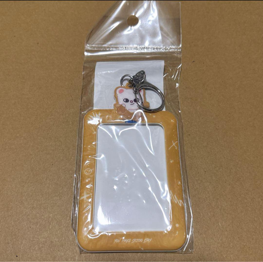 straykids ヒョンジン アクスタ 缶バッジ トレカケース straykids ヒョンジン アクスタ 缶バッジ トレカケース - メルカリ