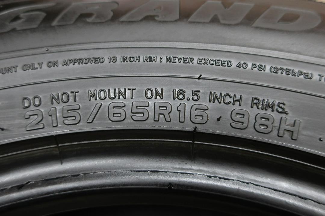 2022年製　ダンロップ　グラントレック　PT3　215/65R16　国産　4本