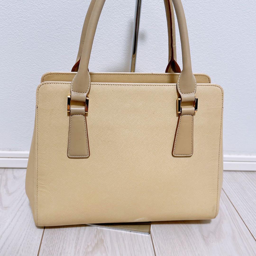 《美品》Burberry(バーバリー)ハンドバッグ