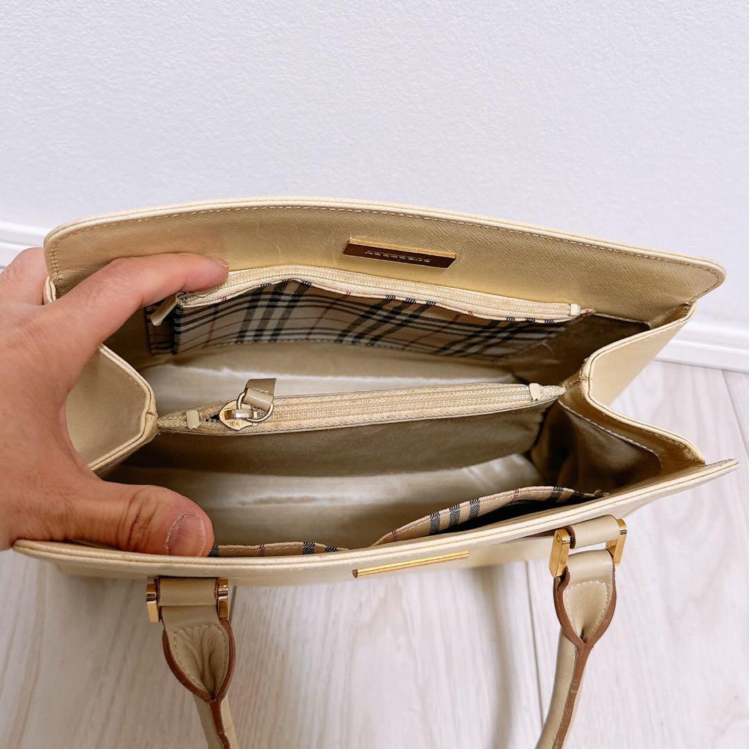 《美品》Burberry(バーバリー)ハンドバッグ