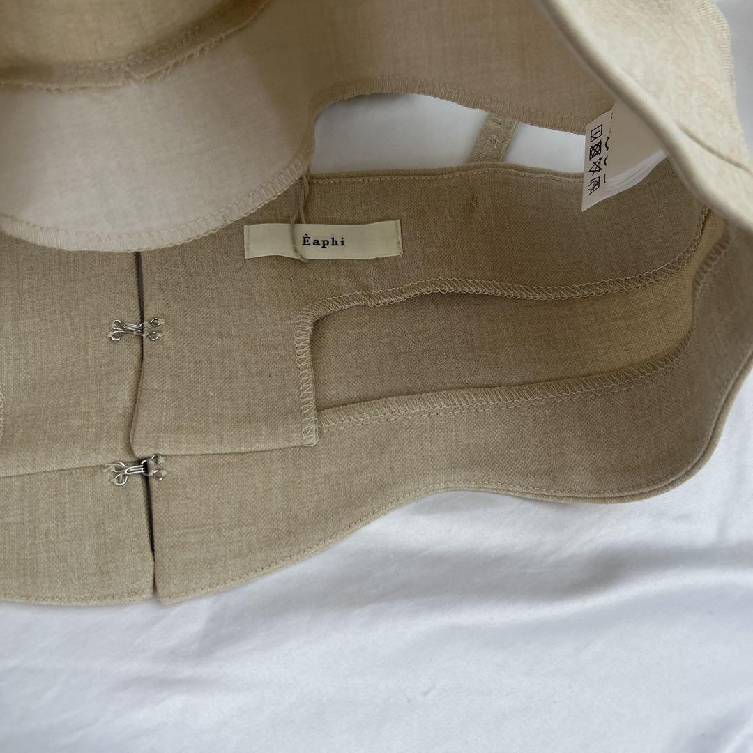 Eaphi】 wave short bustier beige - メルカリ