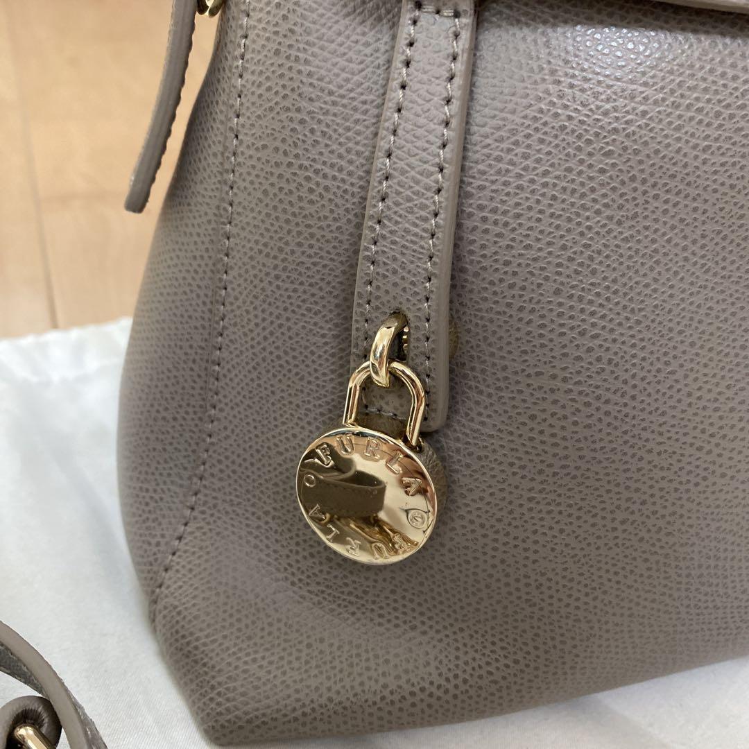 【OY】FURLA ハンドバッグ　パイパー 極美品】 現行品 FURLA ハンドバッグ パイパー ブラック
