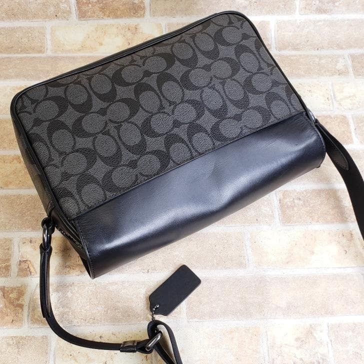 コーチ COACH メンズ ☆ シグネチャー ショルダーバッグ PVC レザー