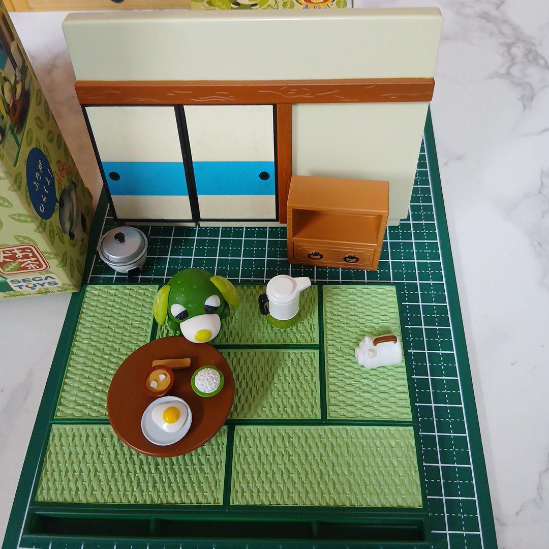 お茶犬のなかまたち ちゃぶ台でごはん